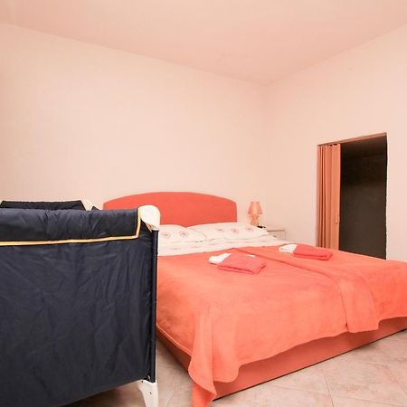 Apartamento Robinson Braco Bogomolje Exterior foto