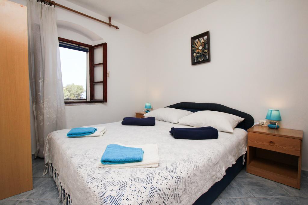 Apartamento Robinson Braco Bogomolje Exterior foto